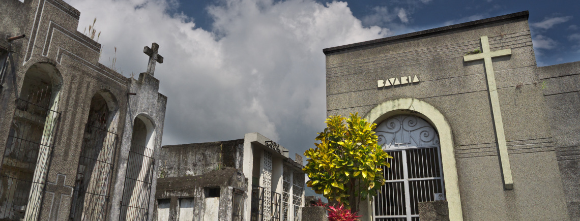 One more shot of San Camilo Cemetery before leaving